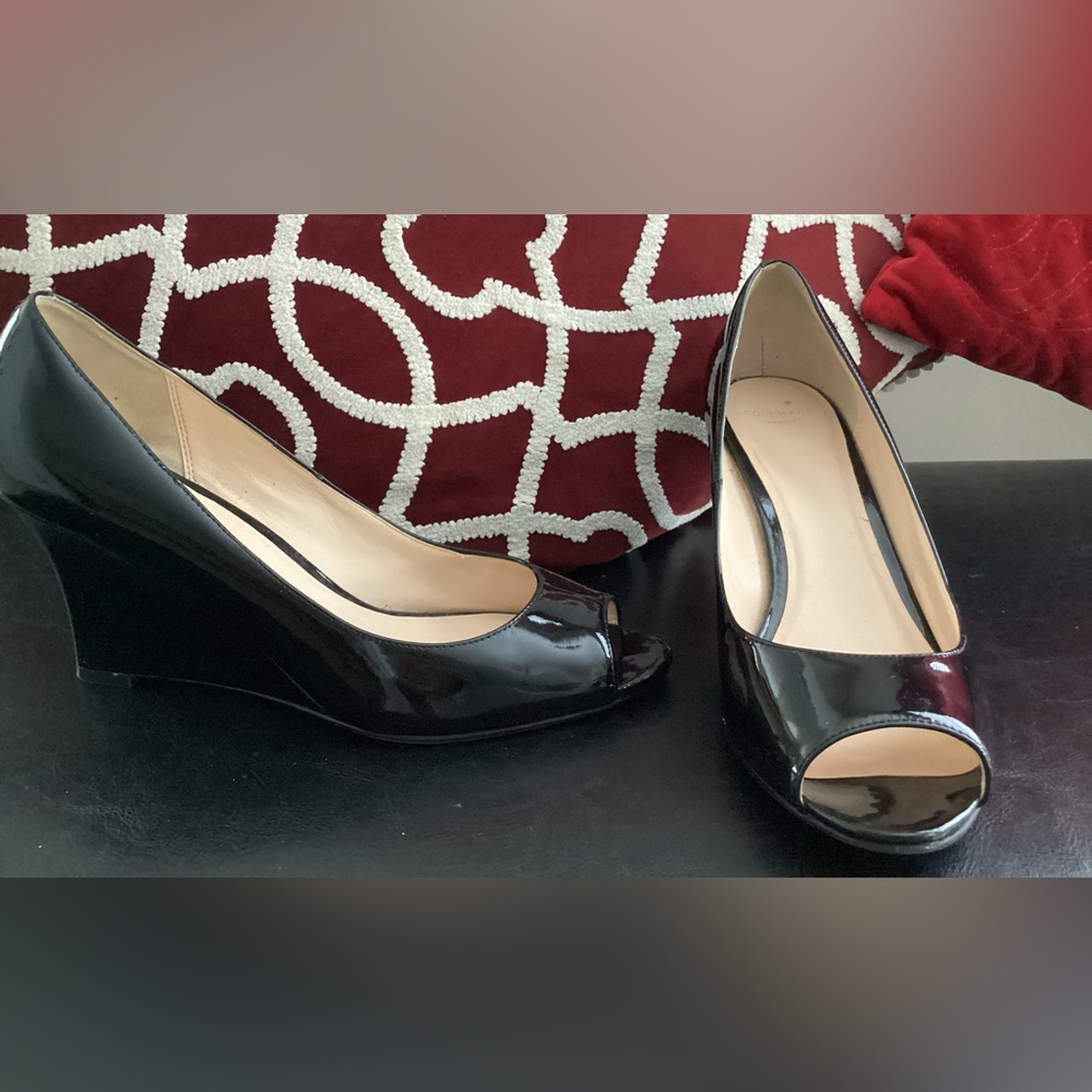 genuine leather upper ,inner  patent leather wedge